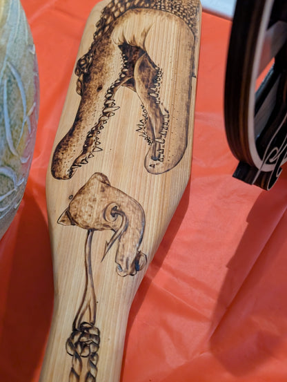 Item 32 - Gator Paddle